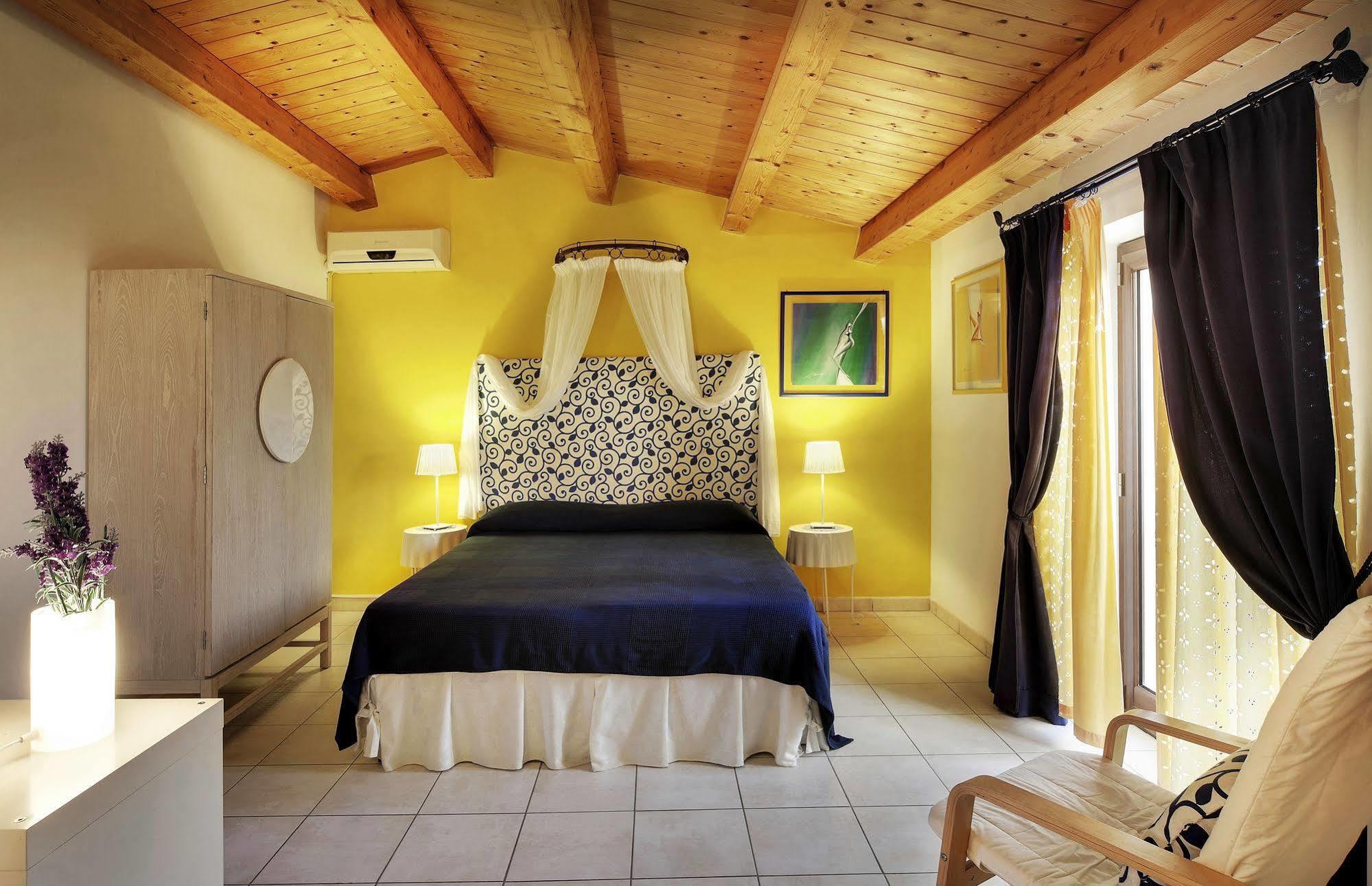 Villa U Marchisi B&B Scicli Exterior foto